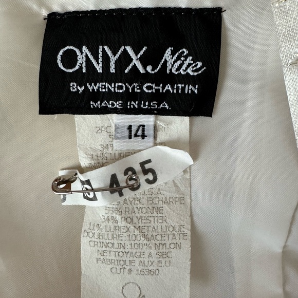 Evening/wedding dress - Picture 5 of 5